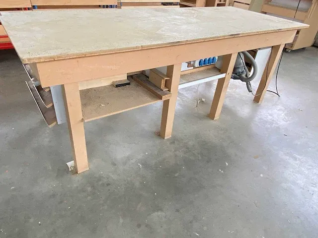Houten werkbank - afbeelding 3 van  6