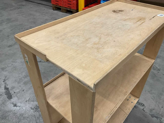 Houten werktrolley - afbeelding 2 van  2