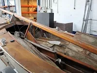 Houten zeilboot 't wieleke op trailer. zeilen aanwezig. lengte ca 475 cm. breedte 170 cm. lengte mast ca. 6... - afbeelding 13 van  15