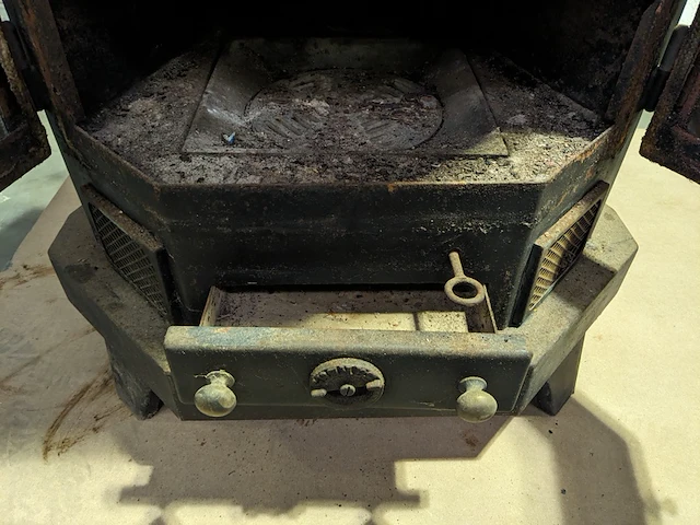 Houtkachel met aansluiting voor op de cv, barbas, hamar 85/ rosolo 9kw - afbeelding 6 van  10