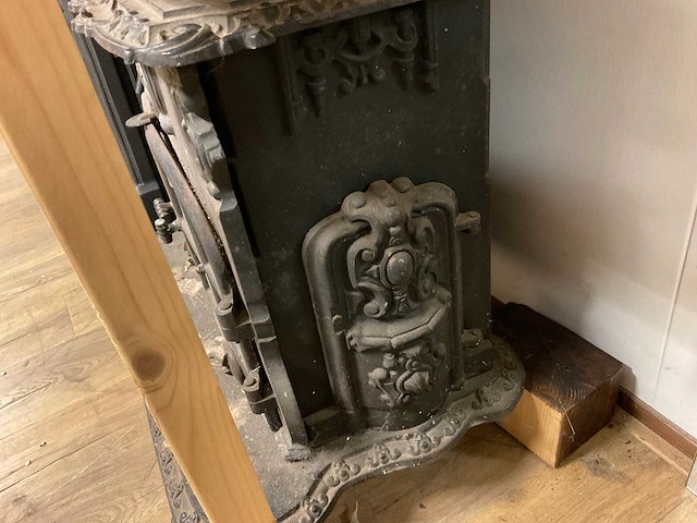 Houtkachel - afbeelding 2 van  4