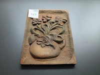Houtsnijwerk "bloemen in vaas" 30 x 40 cm. - afbeelding 1 van  1