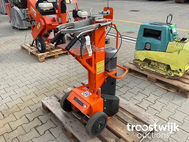 Houtsplijtmachine - afbeelding 4 van  7