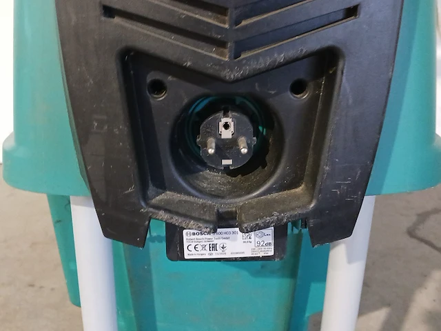 Houtversnipperaar - 45mm - 230v bosch, axt 25 tc, bouwjaar 2020 - afbeelding 2 van  12