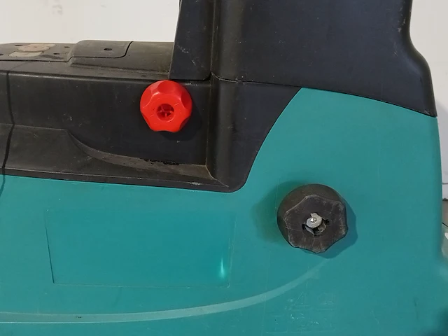 Houtversnipperaar - 45mm - 230v bosch, axt 25 tc, bouwjaar 2020 - afbeelding 9 van  12