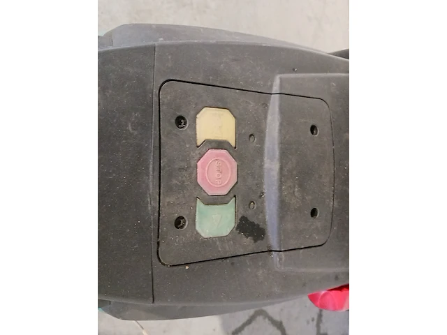 Houtversnipperaar - 45mm - 230v bosch, axt 25 tc, bouwjaar 2020 - afbeelding 12 van  12