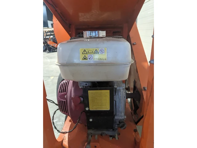 Houtversnipperaar 55mm benzine eliet, major 4s v1, bouwjaar 2013 - afbeelding 5 van  20