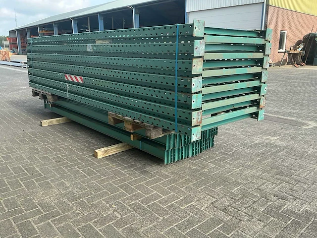 Hovuma palletstelling - afbeelding 12 van  14