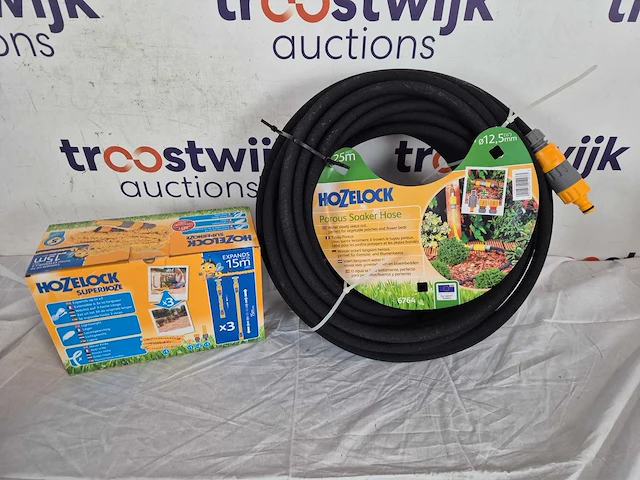 Hozelock superhoze uitrekbare slang 15 meter + hozelock druppelslang poreus 25 meter - afbeelding 2 van  2