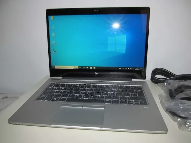 Hp - 735 g5 amd ryzen 7 2700u 16gb ram touchscreen - ultrabook - afbeelding 1 van  5