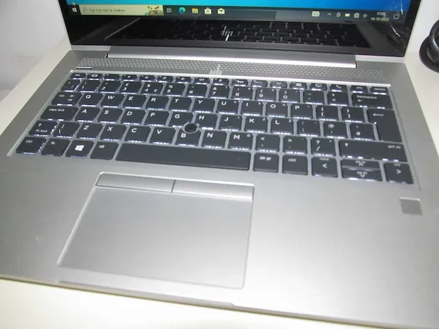 Hp - 735 g5 amd ryzen 7 2700u 16gb ram touchscreen - ultrabook - afbeelding 3 van  5