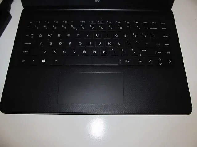 Hp - amd 3020e win11 256gb - netbook - afbeelding 2 van  5