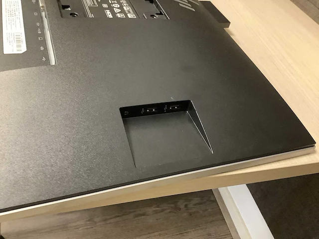Hp - e243d - monitor met camera (10x) - afbeelding 11 van  12