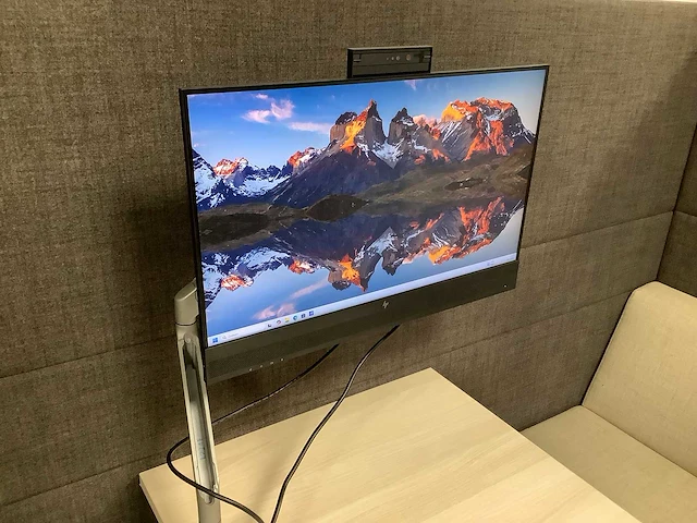 Hp - e24m g4 - monitor met camera - afbeelding 3 van  10