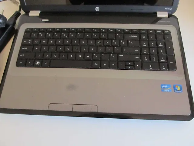 Hp - g7 17,3” i5 8gb ram ssd win10 - laptop - afbeelding 2 van  4