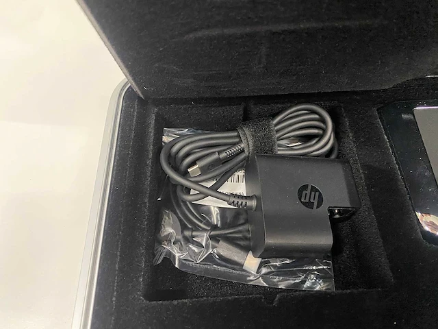 Hp - kofferset - laptop, telefoon, dock - afbeelding 14 van  32