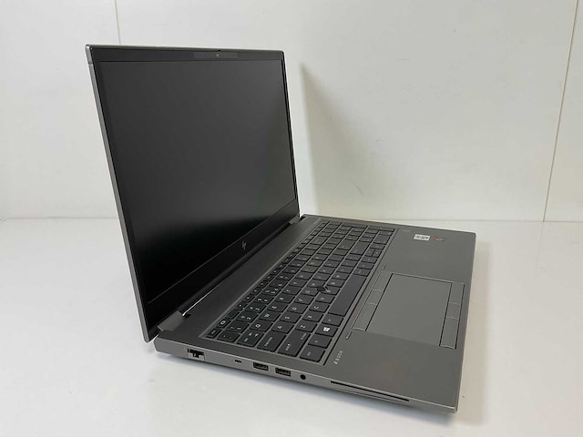 Hp - zbook fury g7 15.5”, core(tm) i7 10th gen, 32 gb ram, 1 tb nvme, 2 tb hdd, nvidia quadro t2000 mobile 4 gb mobile workstation - afbeelding 2 van  8