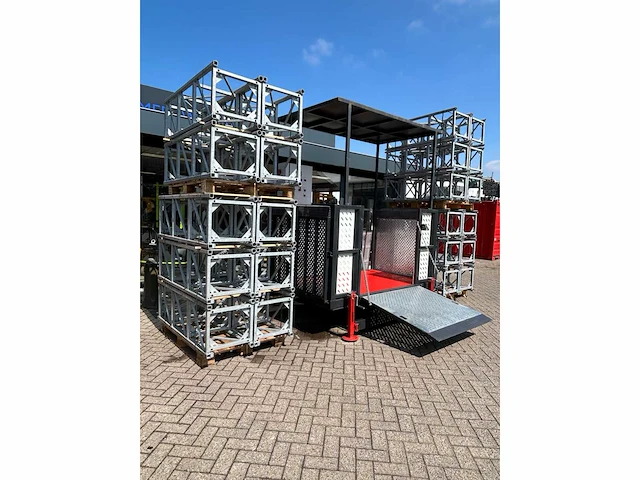 Hp 1500t goederen- en personenlift 30 meter - afbeelding 19 van  33