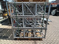 Hp 1500t goederen- en personenlift 30 meter - afbeelding 21 van  33