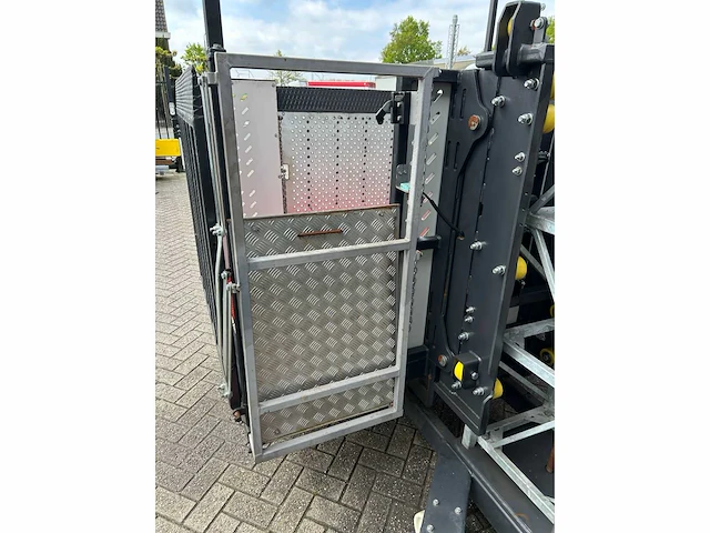 Hp 1500t goederen- en personenlift 30 meter - afbeelding 31 van  33