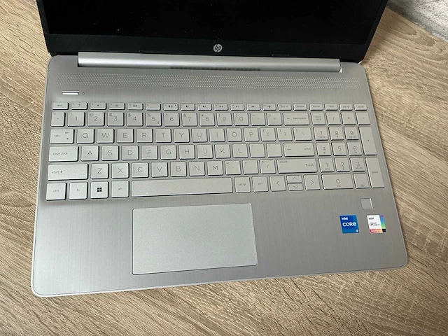 Hp 15s-fq4441nd laptop - afbeelding 2 van  7