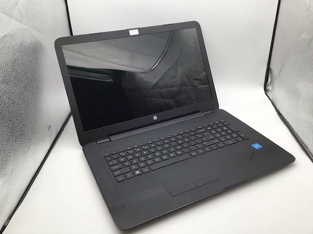 Hp 17-x084nd laptop - afbeelding 1 van  8