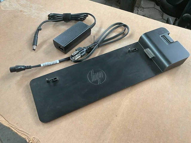 Hp 2013 ultraslim docking station (9x) - afbeelding 1 van  4