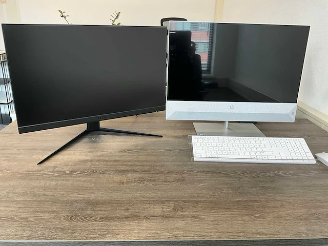Hp 24-xa0500nd pavillion all-in-one desktop - afbeelding 1 van  7
