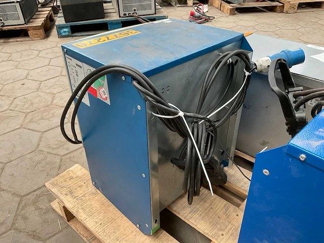 Hp 24s060s acculader - afbeelding 4 van  5