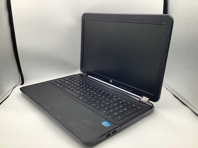 Hp 250 g2 laptop - afbeelding 3 van  5
