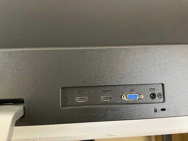 Hp (27f) 27”, 3840x2160 (uhd) ips monitor - afbeelding 5 van  6