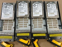 Hp 3par m6710, 23x 300 gb hdd (syjkt0300gbas15k) + 1x 300 gb hdd (hkcf0300s5xeno15) netwerkopslag - afbeelding 4 van  15
