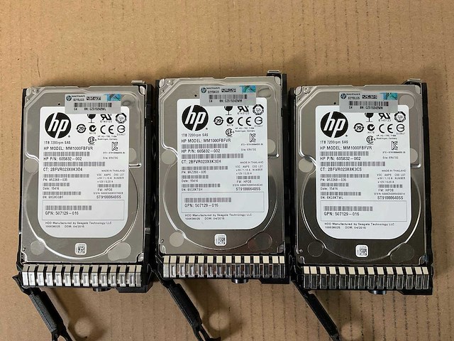 Hp (3parb-st1329/d3700) 24x 1 tb sas(mm1000fbfvr) disk array enclosure - afbeelding 8 van  17