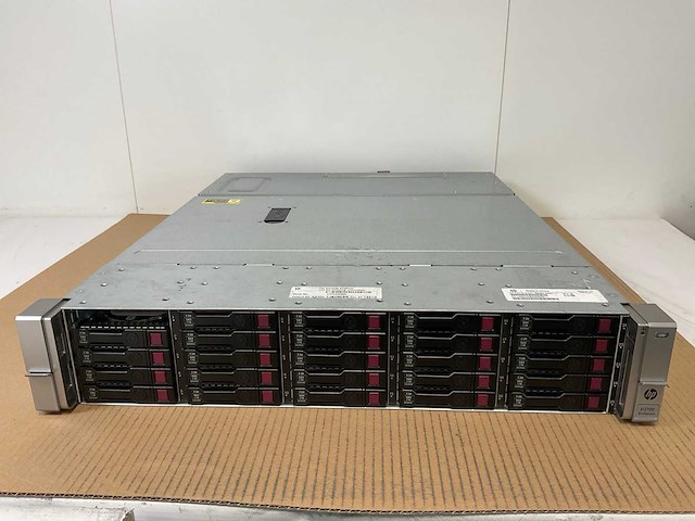 Hp (3parb-st1329/d3700) 24x 1 tb sas(mm1000fbfvr) disk array enclosure - afbeelding 10 van  17