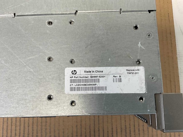 Hp (3parb-st1329/d3700) 24x 1 tb sas(mm1000fbfvr) disk array enclosure - afbeelding 16 van  17