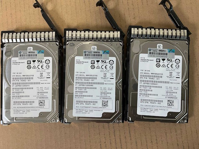 Hp (3parb-st1329/d3700) 25x 1 tb sas(mm1000jefrb) disk array enclosure - afbeelding 7 van  16