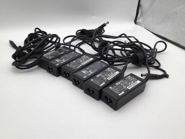 Hp 45 watt laptop adapter (6x) - afbeelding 2 van  5