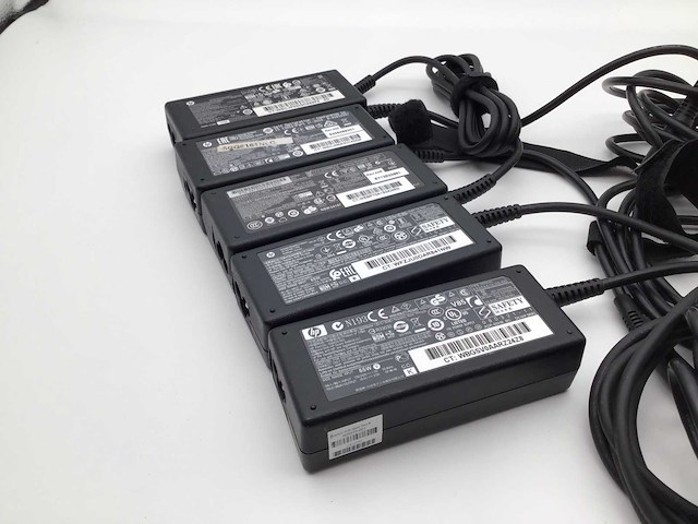 Hp 65 watt laptop adapter (5x) - afbeelding 2 van  6