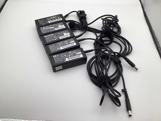 Hp 65 watt laptop adapter (5x) - afbeelding 3 van  6