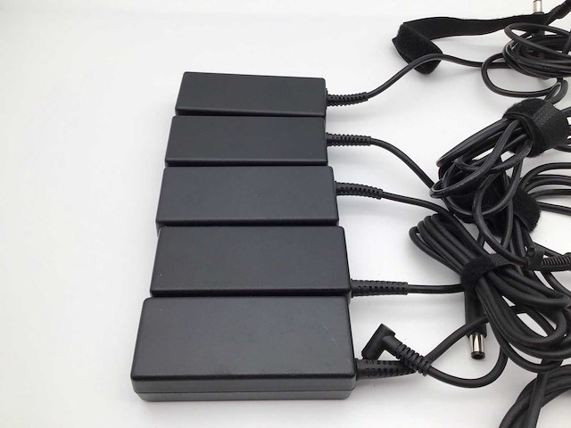 Hp 65 watt laptop adapter (5x) - afbeelding 5 van  6