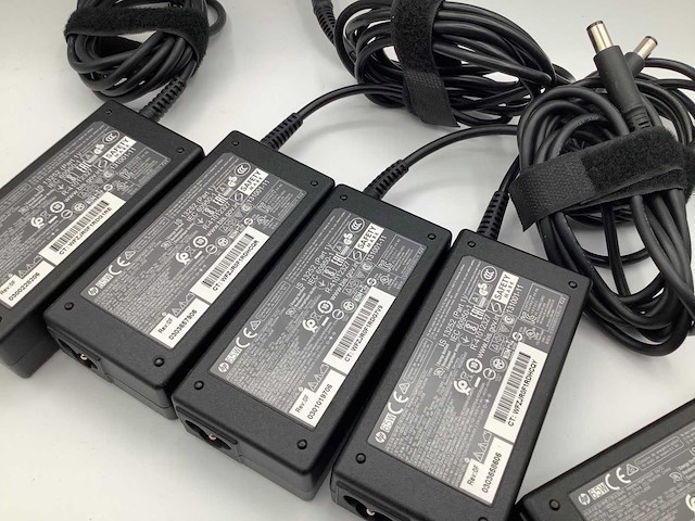 Hp 65 watt laptop adapter overig (5x) - afbeelding 2 van  3