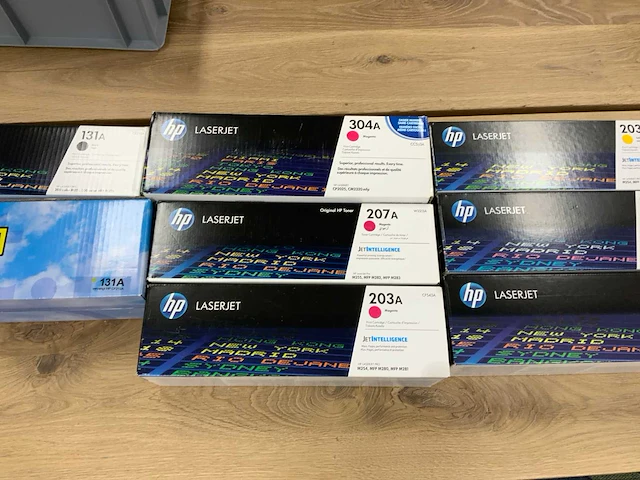 Hp cartridges 131a, a203, a207, a304 in verschillende kleuren & 123inkt 131a - afbeelding 1 van  4