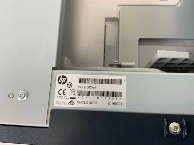 Hp (cp5225) / (2530b003aa) color laser jet professional printer with 500-sheet paper tray - afbeelding 7 van  15