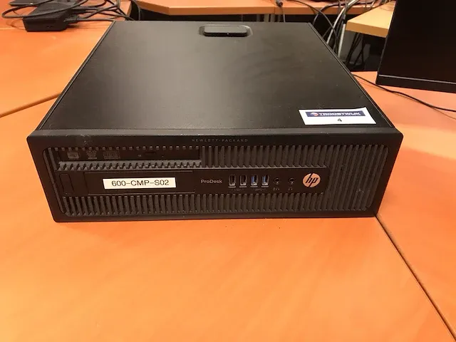 Hp, dell prodesk, p2719h desktop met 2 monitoren - afbeelding 2 van  5