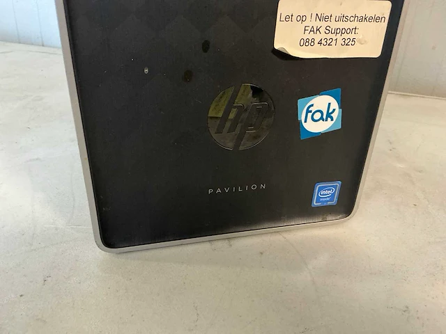 Hp desktop met monitor - afbeelding 8 van  10
