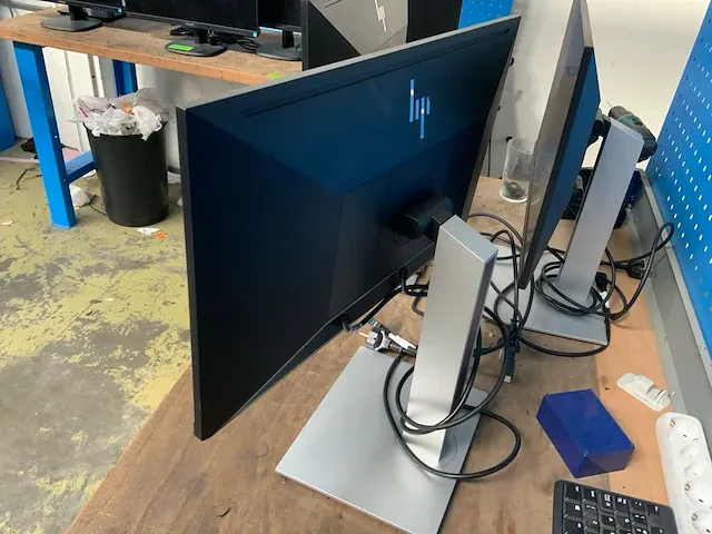 Hp e24 g4 fhd monitor (3x) - afbeelding 4 van  6