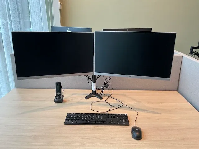 Hp e243 monitor - afbeelding 1 van  6