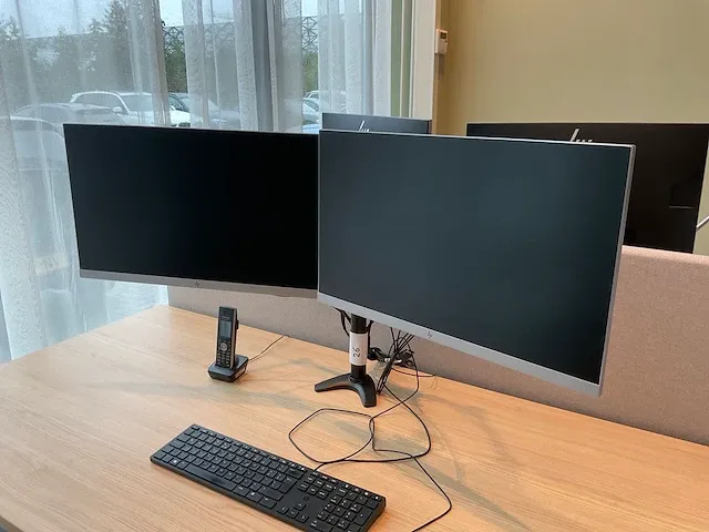Hp e243 monitor - afbeelding 2 van  6