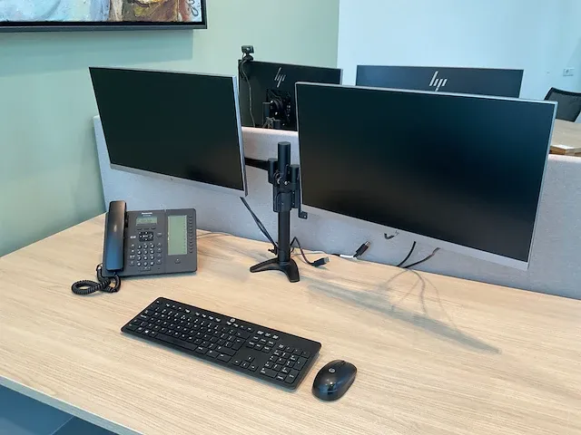 Hp e243 monitor - afbeelding 2 van  6