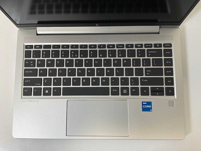 Hp elitebook 640 g10 14”, core(tm) i5 13th gen, 32 gb ram, 256 gb nvme laptop - afbeelding 4 van  7